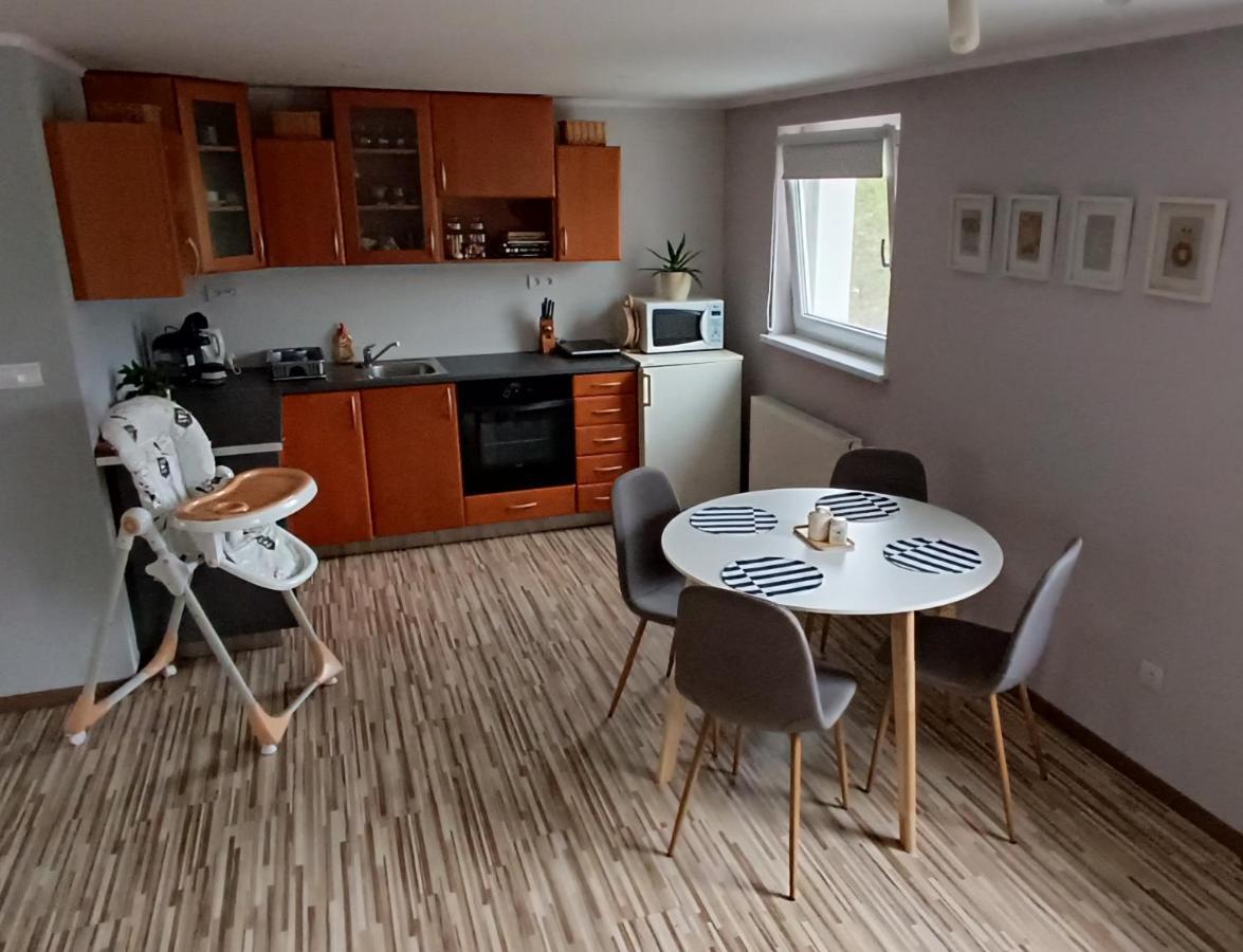 Apartman S Vyhladom Na Bojnicky Zamok Бойниці Екстер'єр фото