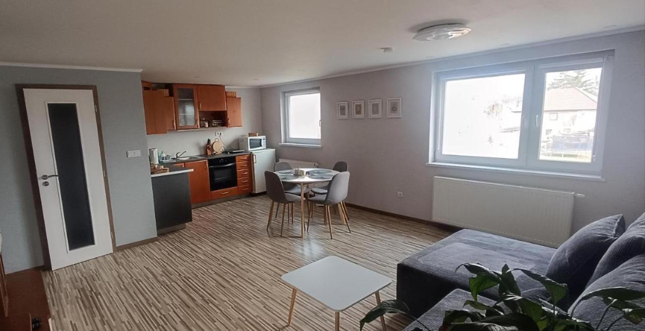 Apartman S Vyhladom Na Bojnicky Zamok Бойниці Екстер'єр фото